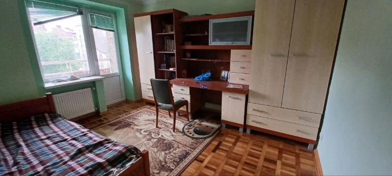 Продаж Квартири місто  Снятин