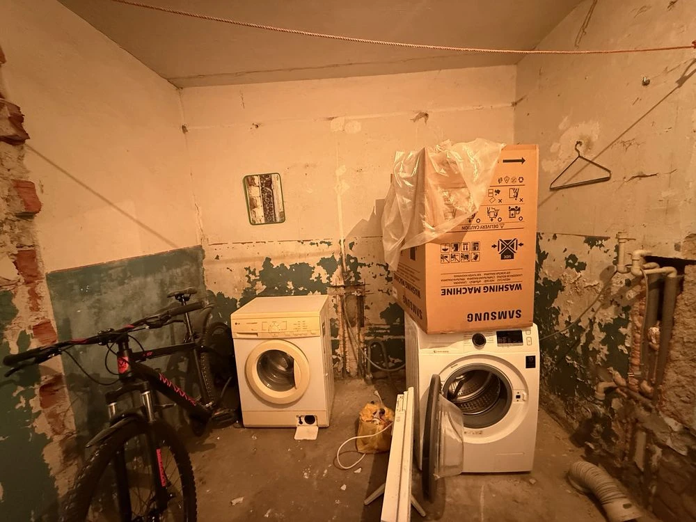 Apartment for renovation