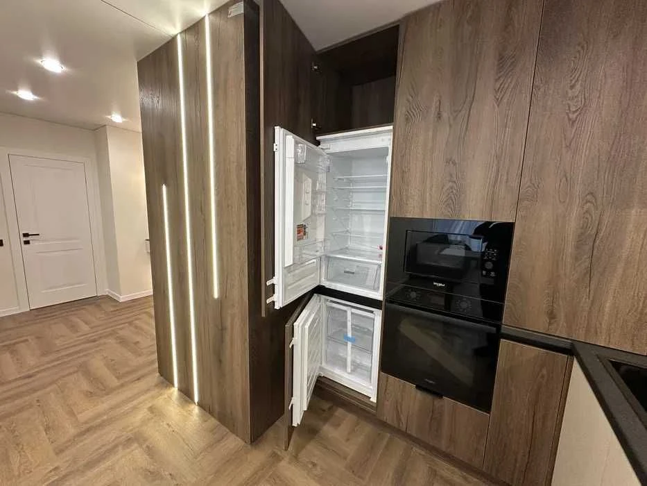 продаж компактної 2 кімнатної квартири