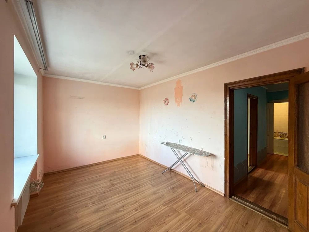 Sale of a two-bedroom apartment in the city of Tysmenytsia