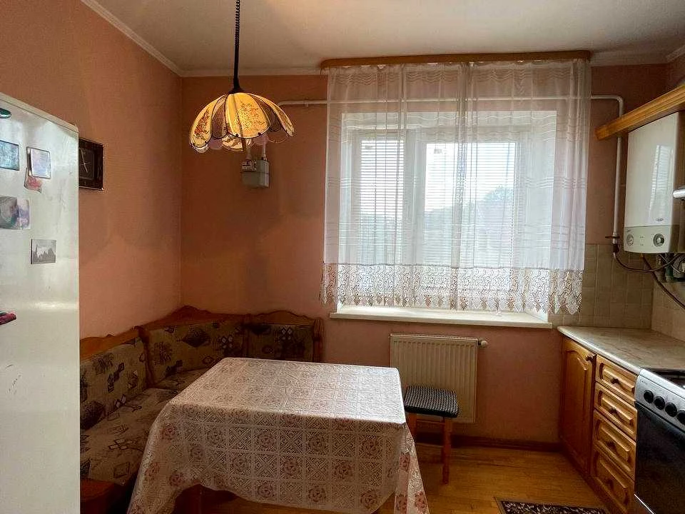 Квартира. Тлумач, Вербова