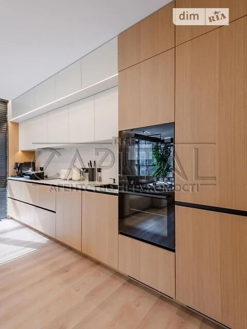 Sale of 3-room apartment 118.7 sq. m. on Predslavynska Street 42 • I
