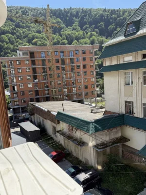 Продам 1 к квартиру в центрі Яремче