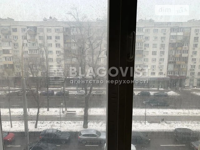 Sale of 3-room apartment 90 sq. m. on Lesi Ukrainky Square 24 • ID 347