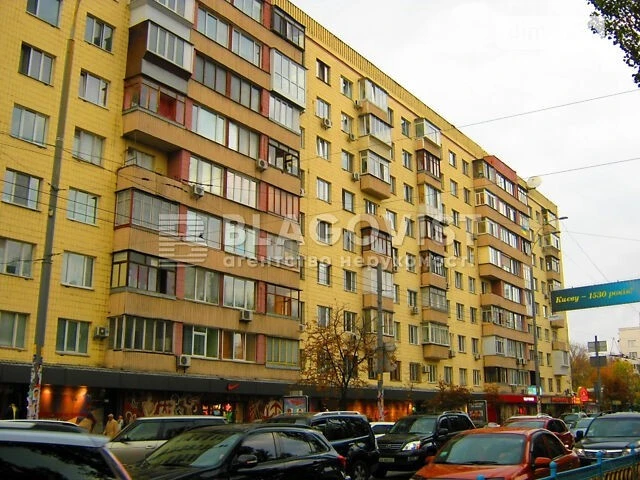 Sale of 3-room apartment 90 sq. m. on Lesi Ukrainky Square 24 • ID 347