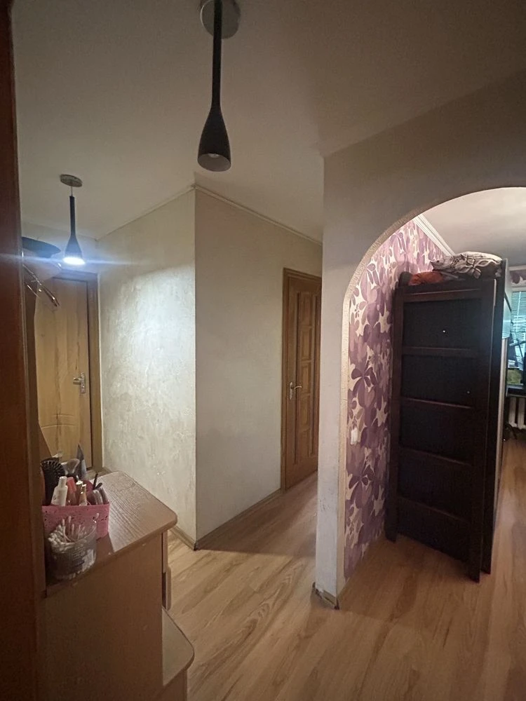Продаж 2-кімнатної квартири в центрі