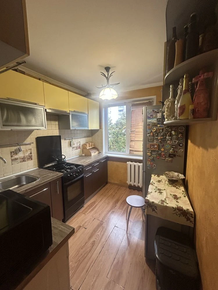 Продаж 2-кімнатної квартири в центрі