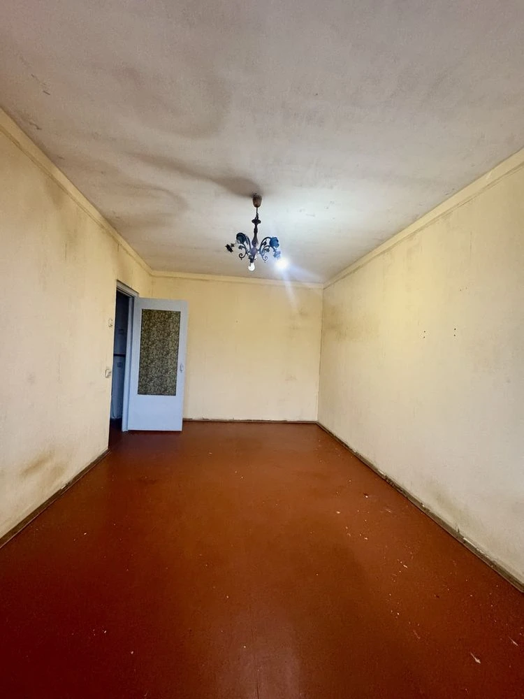 New property in the city center, Kursova street, second floor, not a corner