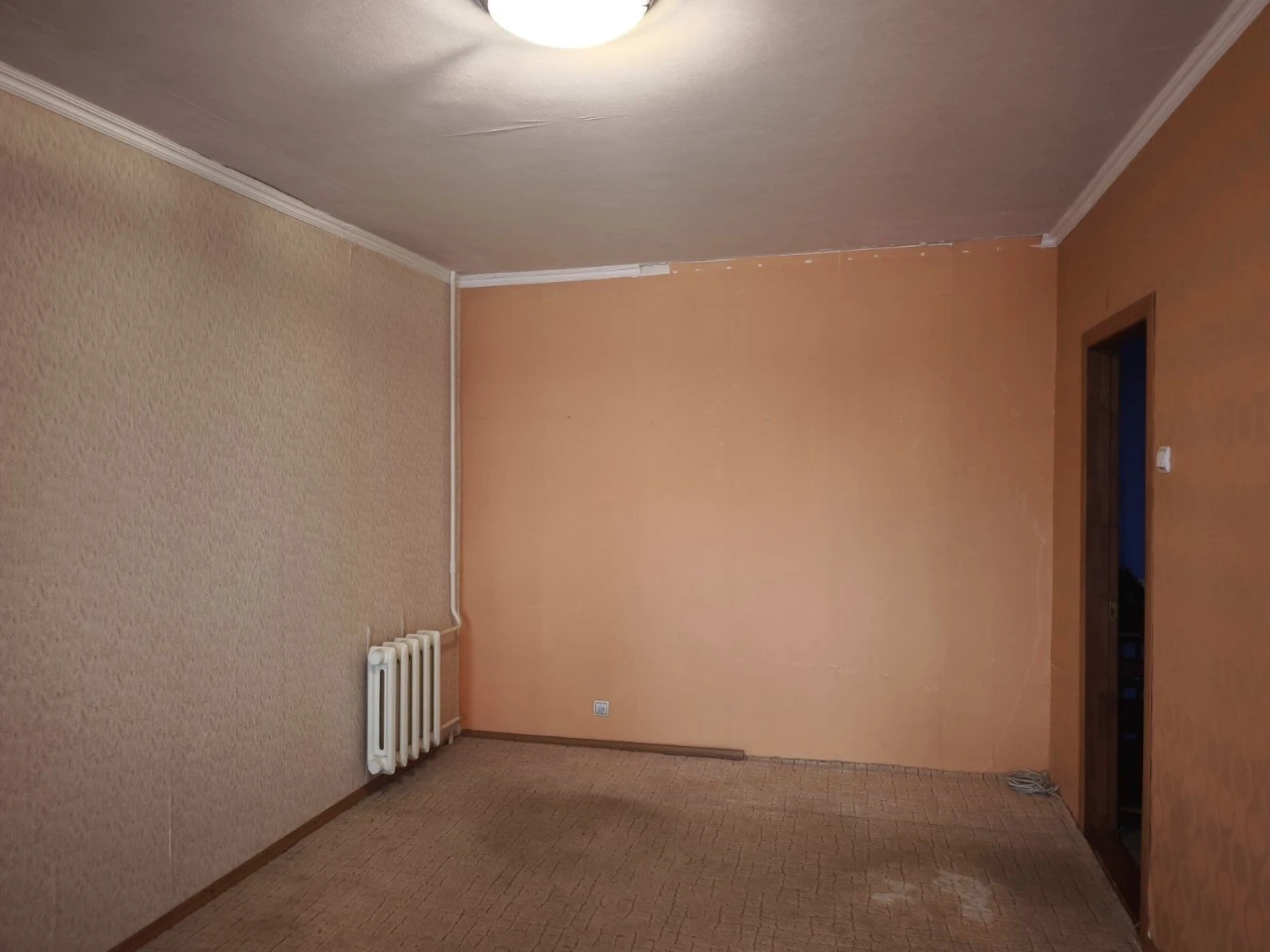 Продаж 1 кімнатної  Стуса