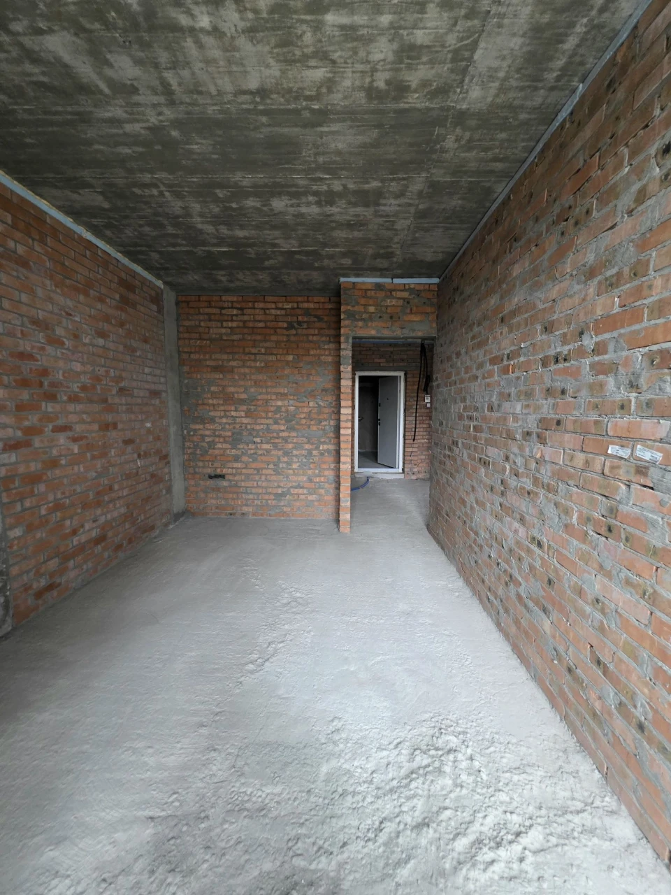 Apartment for sale in a new building in the city center in Central Park residential complex