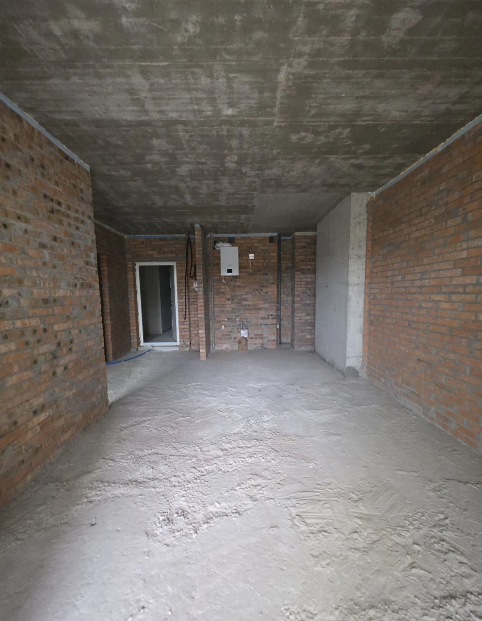 Apartment for sale in a new building in the city center in Central Park residential complex