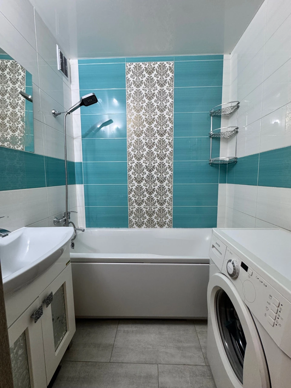 Продаж 2х кімнатної квартири . 60 м2 в капітальному ремонті.