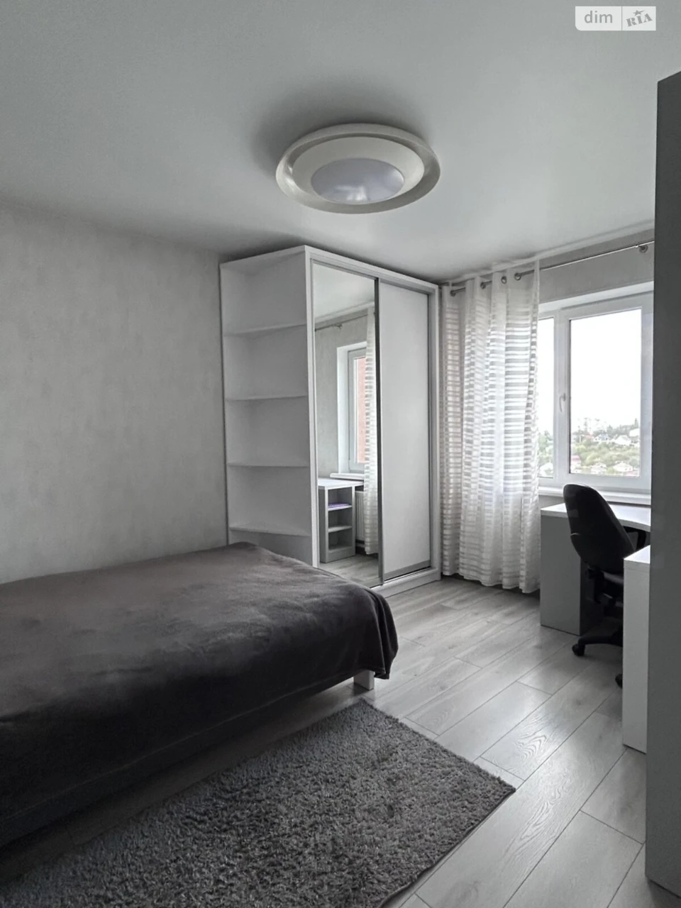Продаж Квартири в 4-му мікрорайоні