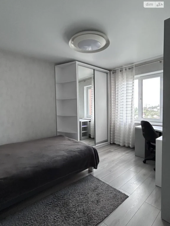 Продаж Квартири в 4-му мікрорайоні