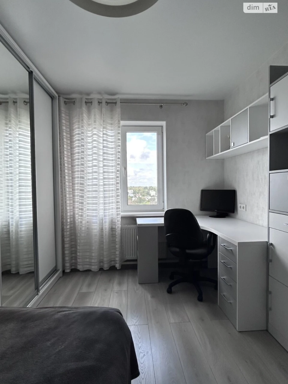 Продаж Квартири в 4-му мікрорайоні