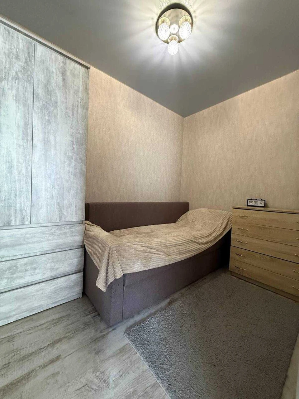 Продажа 1-комнатной квартиры, Леваневский микрорайон.