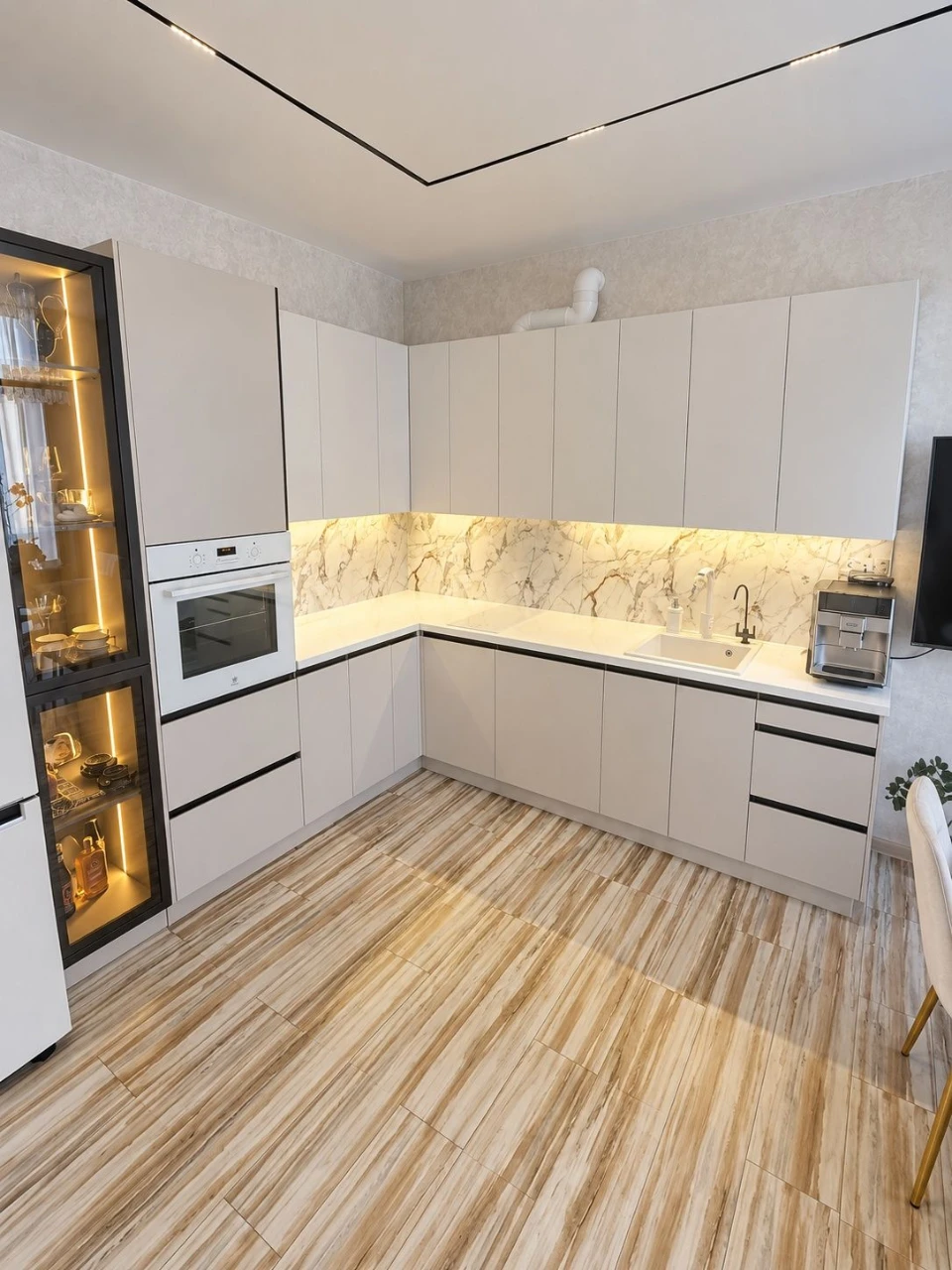 Продаж 1-кімнатної квартири. Свій окремий двір. Новобудова