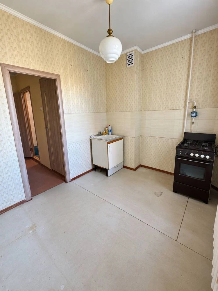 ПРОДАЖ 3-кімнатної квартири