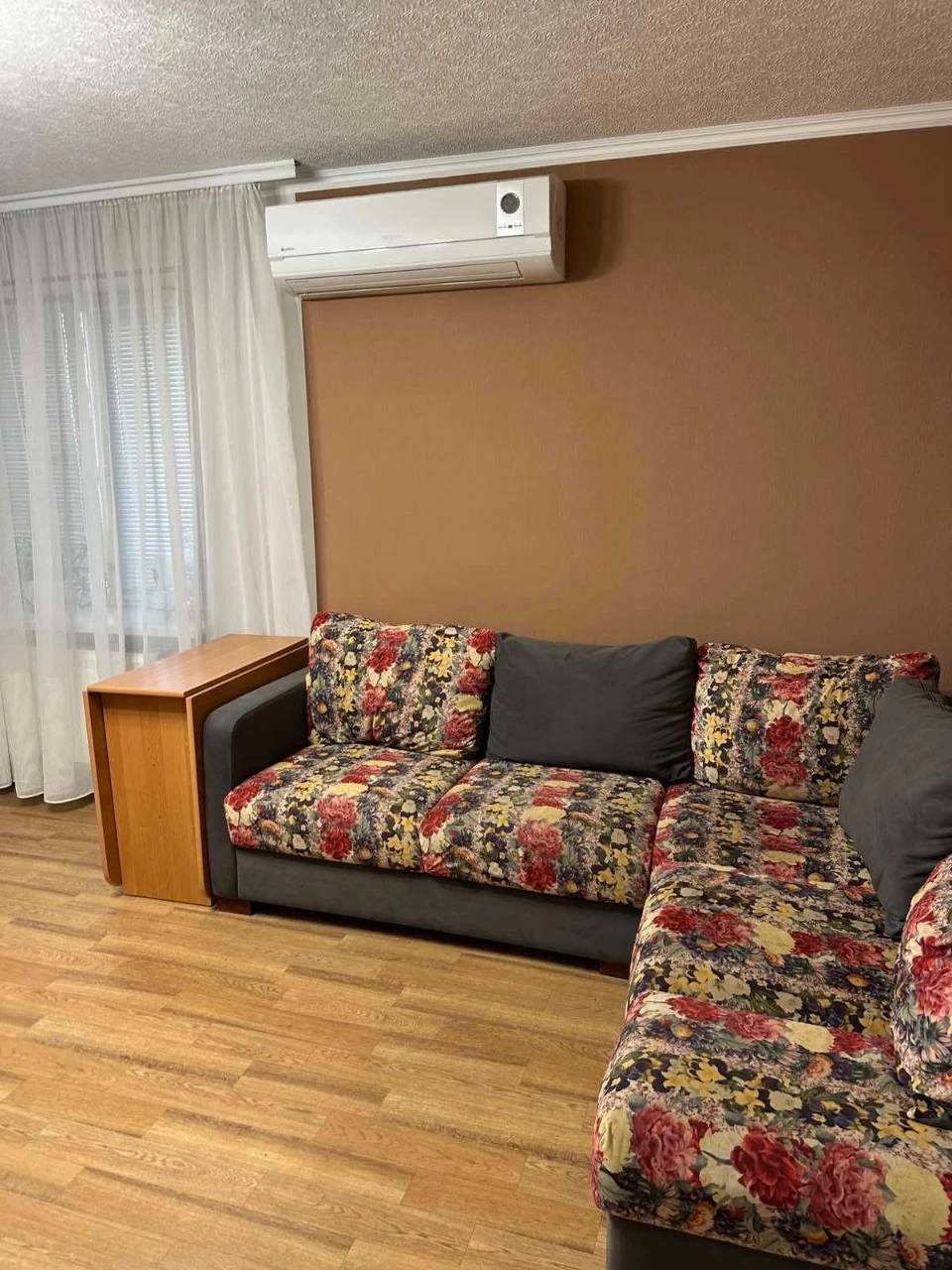 For Sale, Spacious 3-Bedroom Apartment in the City Center