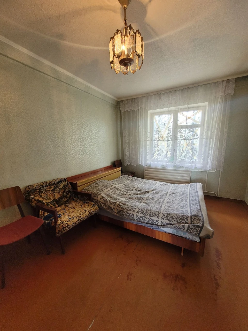 For Sale: 3-room apartment, Levnevsky Street
