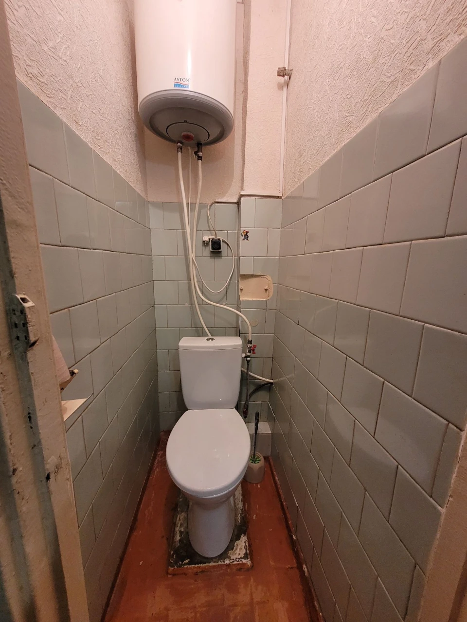 For Sale: 3-room apartment, Levnevsky Street