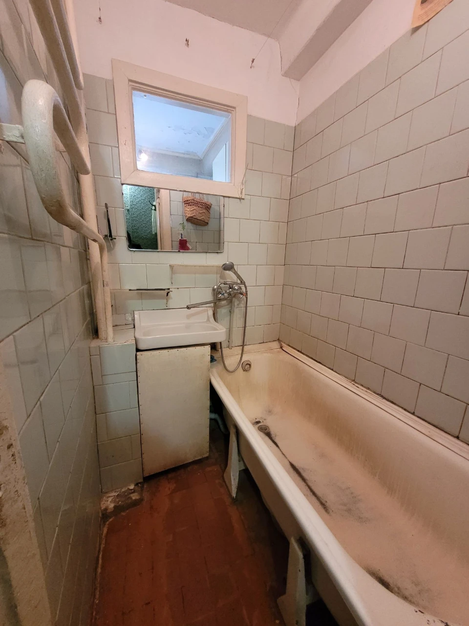 For Sale: 3-room apartment, Levnevsky Street
