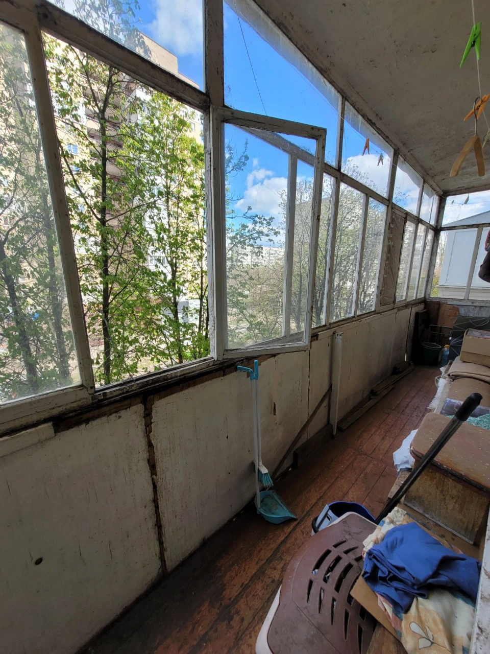 For Sale: 3-room apartment, Levnevsky Street