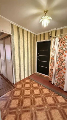 Продается 3-комнатная квартира, Піонерська