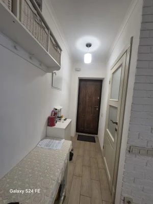 Продам 2-х кімнатну квартиру в Центрі