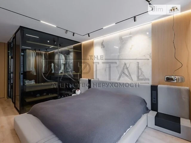 Sale of 3-room apartment 118.7 sq. m. on Predslavynska Street 42 • I