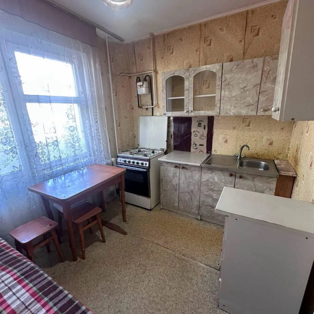 Sale of a 3-room apartment. Ideal for commercial use