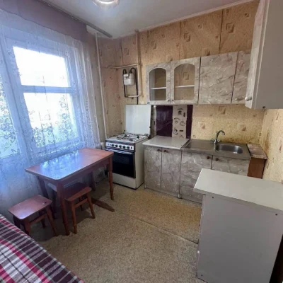 Sale of a 3-room apartment. Ideal for commercial use