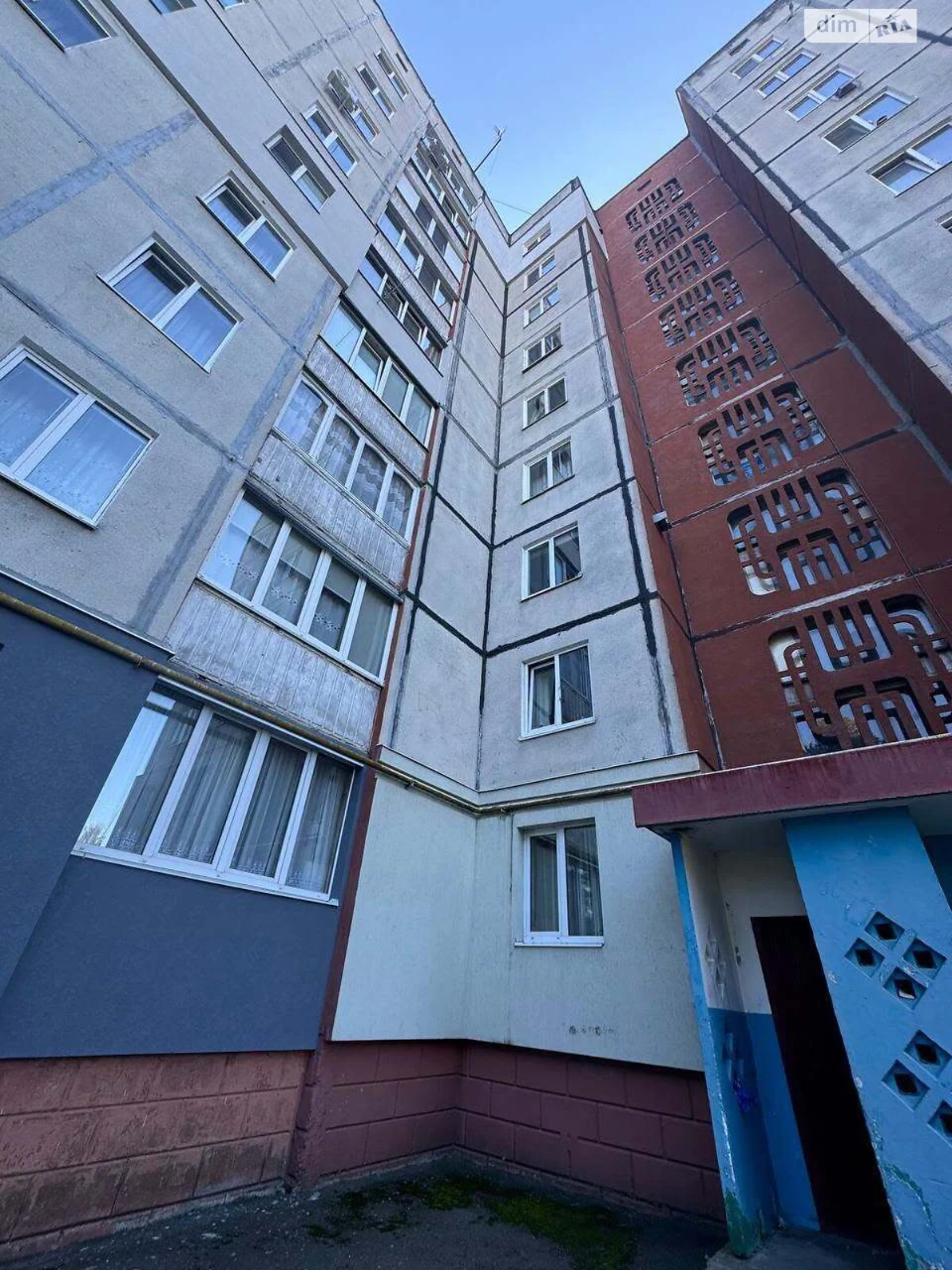 Sale of 3-room Apartment in Microdistrict