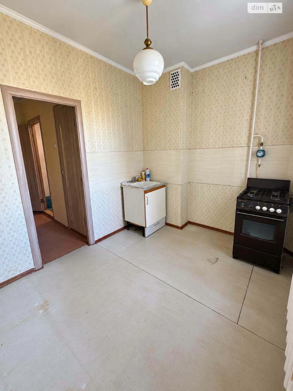 Sale of 3-room Apartment in Microdistrict