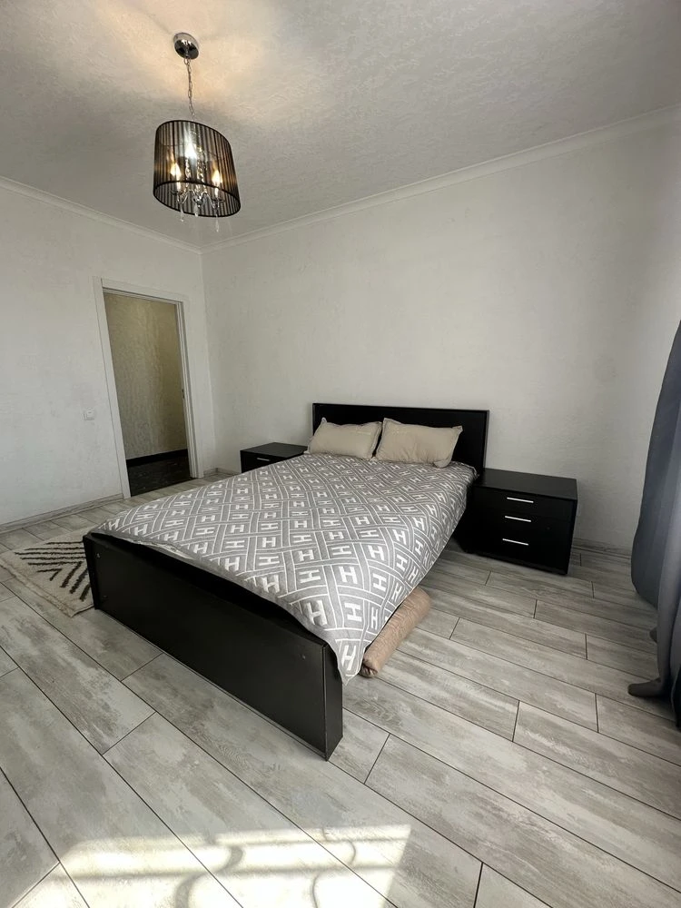 For Sale: 2-bedroom apartment at Nezalezhnosti 58