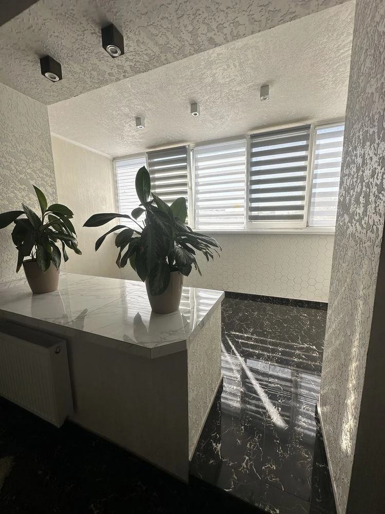 For Sale: 2-bedroom apartment at Nezalezhnosti 58