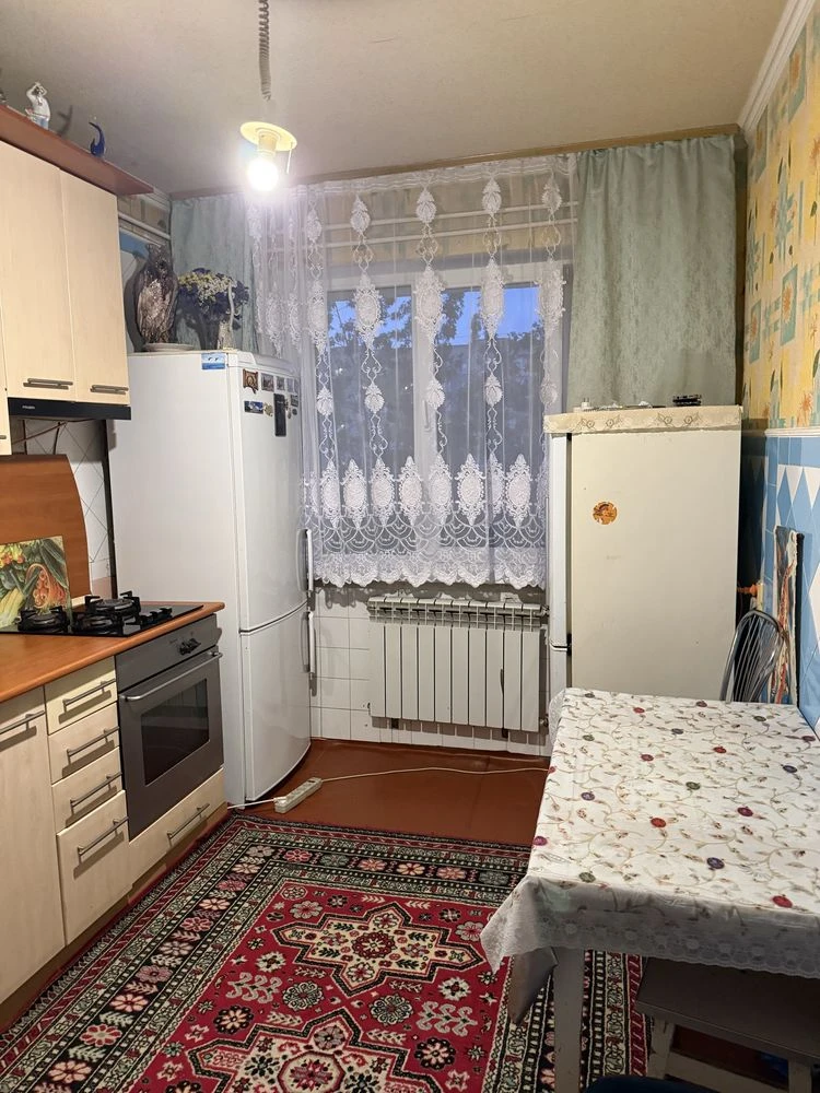 3 bedroom apartment, Levneskyi 42