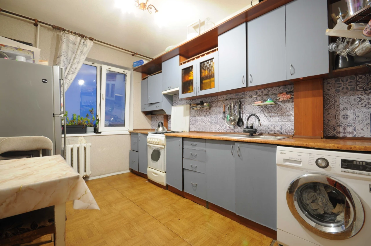 2-room apartment on Y.Mudro Street