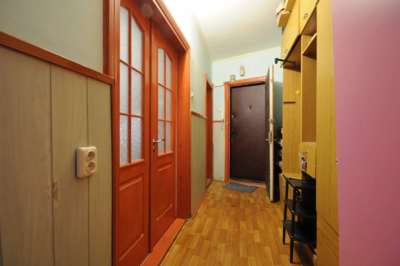 2-room apartment on Y.Mudro Street