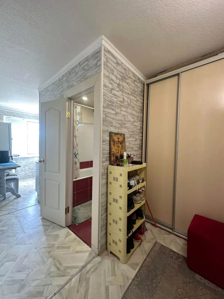 Продається 1-кімнатна квартира в центрі