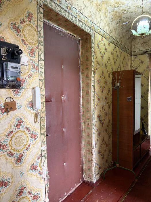 Собственник! Продам 2к сталинку 49,3 м². 12 квартал, возле Т