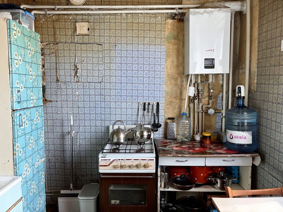 Собственник! Продам 2к сталинку 49,3 м². 12 квартал, возле Т