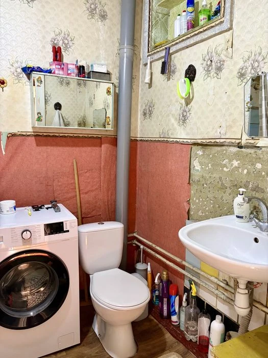 Собственник! Продам 2к сталинку 49,3 м². 12 квартал, возле Т
