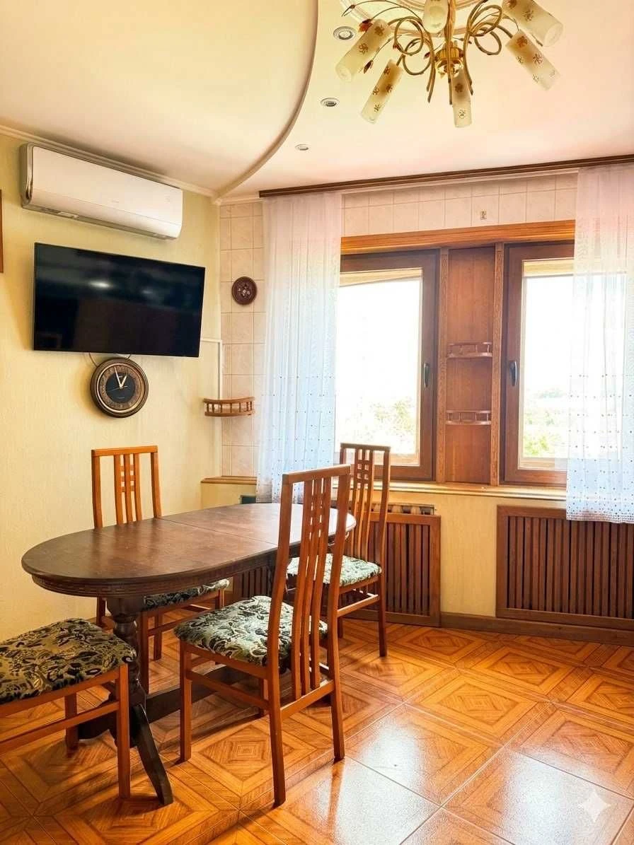 Продам трикімнатну квартиру в м.Біла Церква, Київської обл