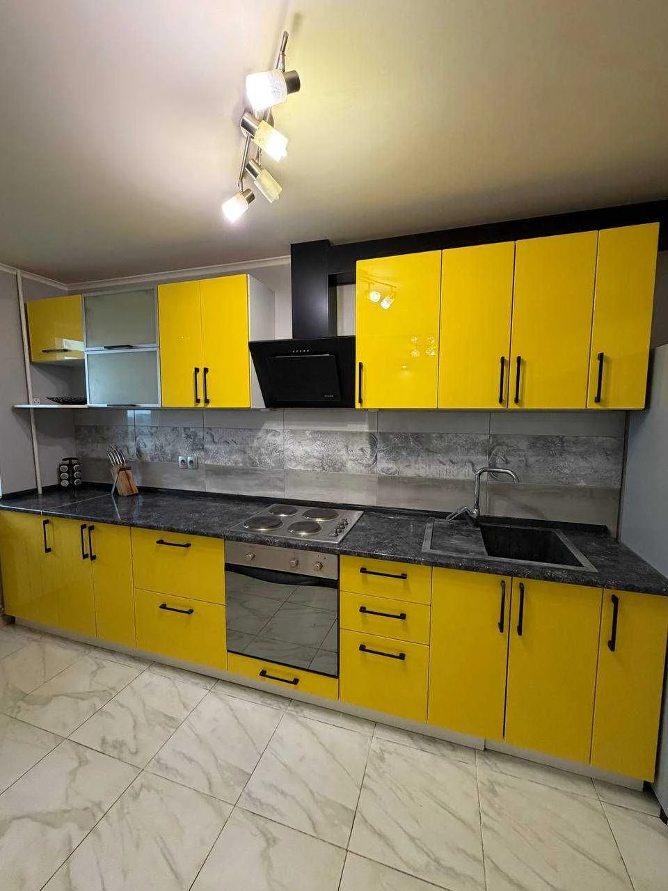 Продажа 1-комнатной квартиры, 4-й микрорайон