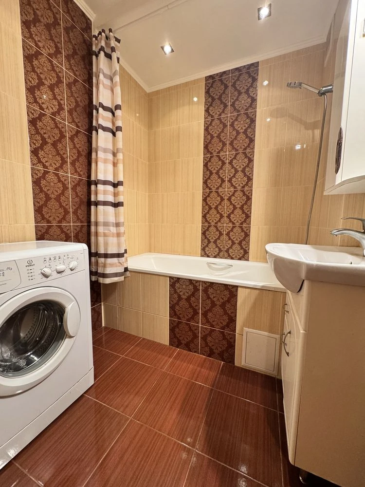 3-bedroom apartment 70 m² | Vodopoyna Street