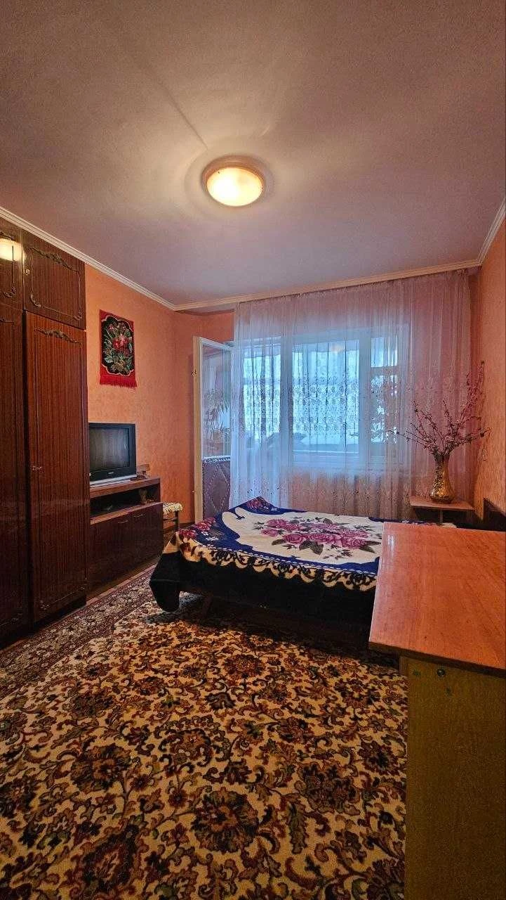 Продаж 3х кімнатної квартири на 4му мік-ні Незалежності