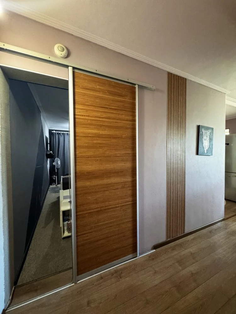 For Sale: 2-Bedroom Apartment on Pionerskaya Street