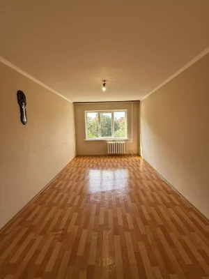 For Sale: 3-room apartment on Шевchenko Street. Working with state programs.