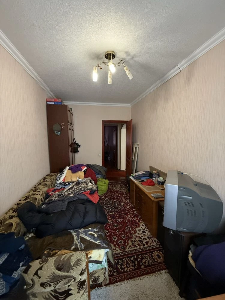 ПРОДАЖ 3-кім квартири по вул. Січневого Прориву, район Піоне